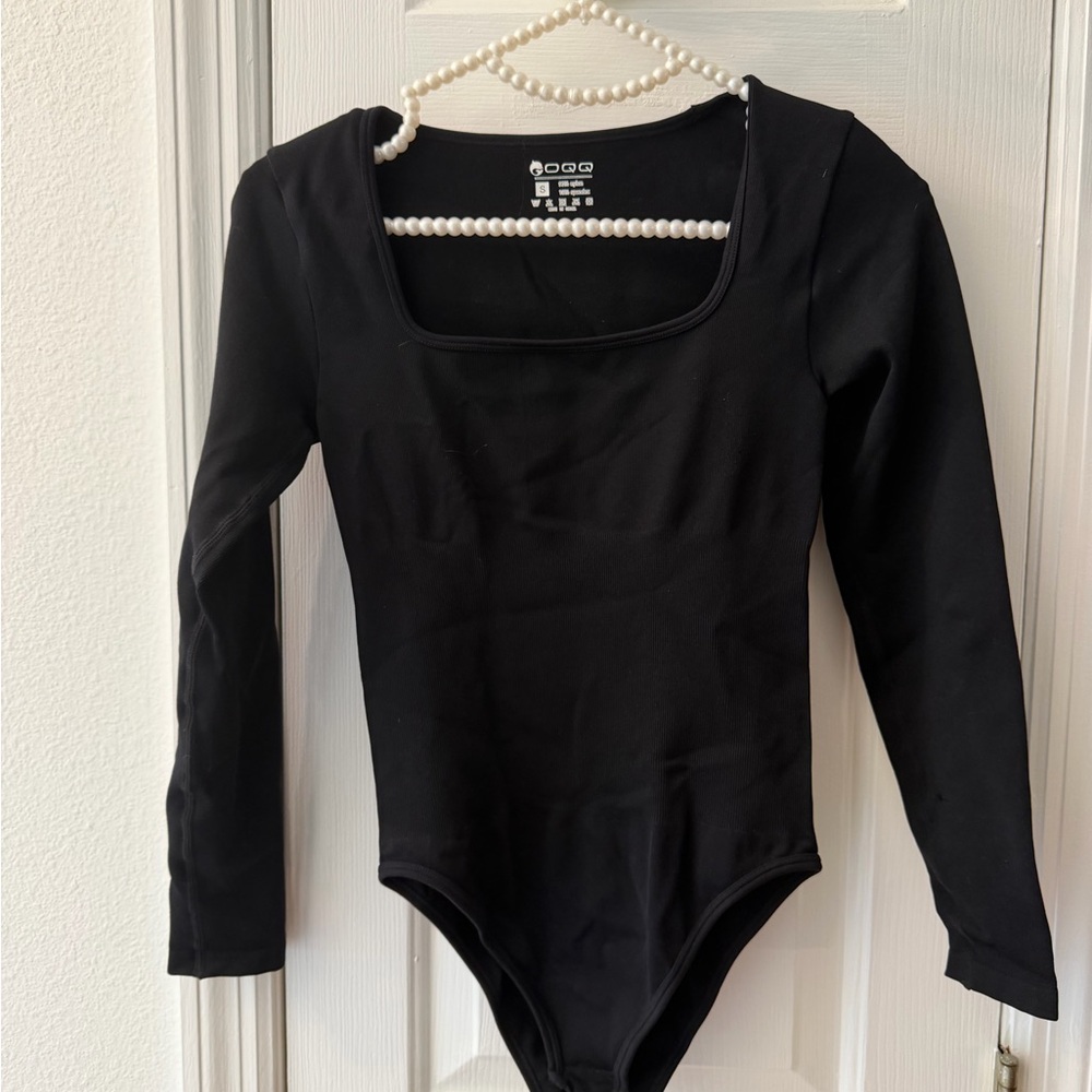 Women's Black Long Sleeve Square Neck Bodysuit